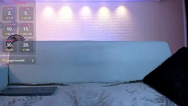 Snapshot of violet_scott chatting on January 17, 4:47 pm violet scott online show from January 17, 4:47 pm