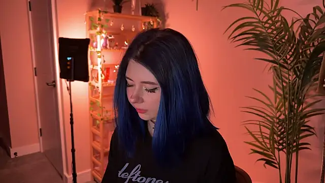  vixenp online show from January 15, 7:17 pm