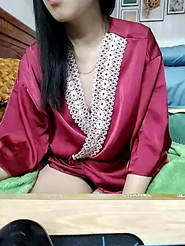 Snapshot of cream1299 chatting on March 6, 9:53 pm cream1299 online show from March 6, 9:53 pm