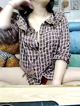 Snapshot of cream1299 chatting on March 9, 12:53 pm cream1299 online show from March 9, 12:53 pm