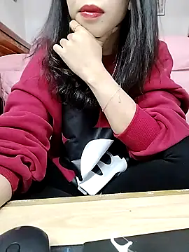 Snapshot of cream1299 chatting on November 19, 1:55 pm cream1299 online show from November 19, 1:55 pm