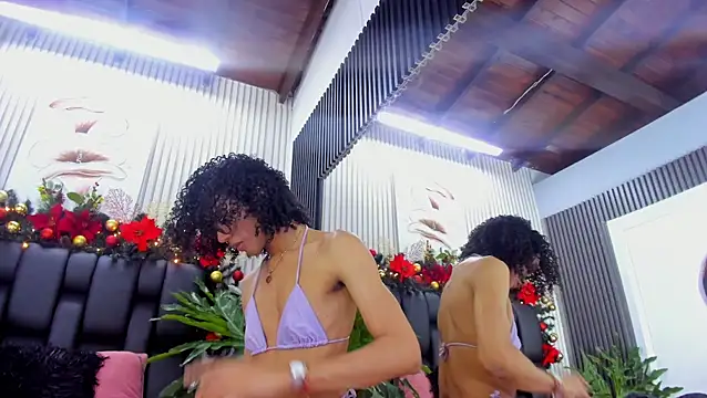 Camille Cedrik online show from December 15, 8:13 pm