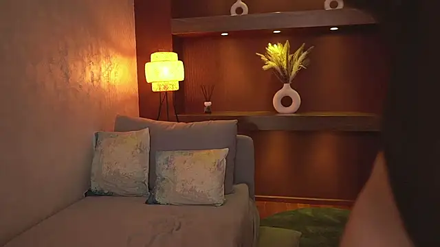 JustinneJade online show from March 20, 9:26 am