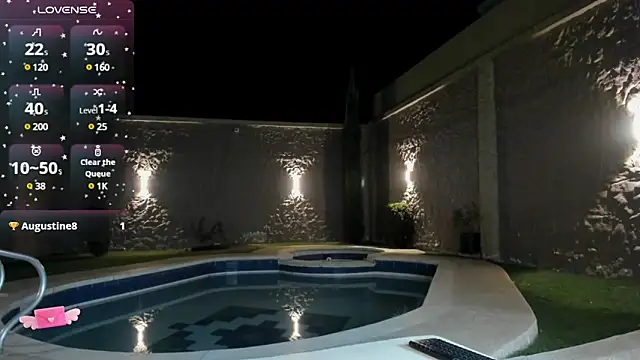 Snapshot of Aprillbrunette chatting on January 27, 2:31 am Aprillbrunette online show from January 27, 2:31 am
