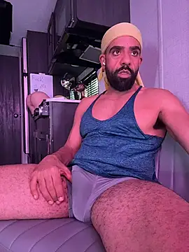 Snapshot of DirtyDrizzy chatting on February 11, 9:20 pm DirtyDrizzy online show from February 11, 9:20 pm