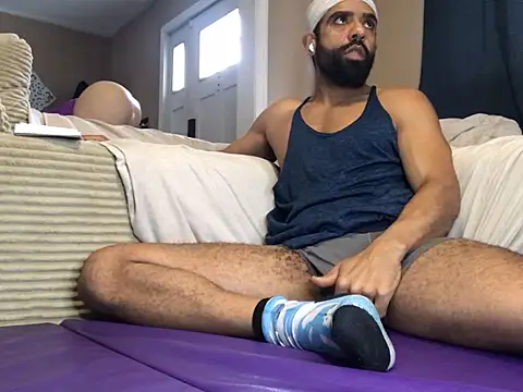 Snapshot of DirtyDrizzy chatting on March 3, 6:36 pm DirtyDrizzy online show from March 3, 6:36 pm