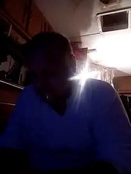 Snapshot of tjmacksjr chatting on March 17, 1:14 am tjmacksjr online show from March 17, 1:14 am