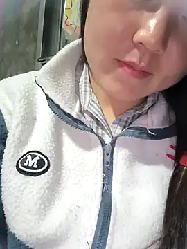 Snapshot of Sweetlove_77 chatting on February 23, 1:42 pm Sweetlove 77 online show from February 23, 1:42 pm
