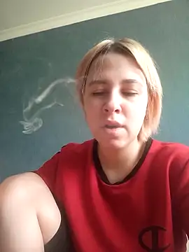 Snapshot of Gussie_Bridie chatting on December 24, 9:06 am Gussie Bridie online show from December 24, 9:06 am
