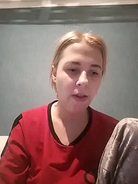Snapshot of Gussie_Bridie chatting on January 5, 3:13 pm Gussie Bridie online show from January 5, 3:13 pm