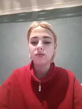 Snapshot of Gussie_Bridie chatting on January 8, 1:09 pm Gussie Bridie online show from January 8, 1:09 pm