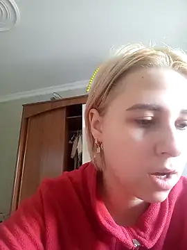 Snapshot of Gussie_Bridie chatting on January 10, 10:06 am Gussie Bridie online show from January 10, 10:06 am