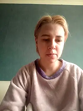 Snapshot of Gussie_Bridie chatting on January 13, 8:58 am Gussie Bridie online show from January 13, 8:58 am