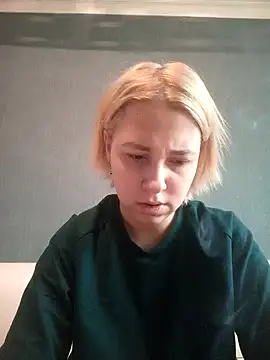 Snapshot of Gussie_Bridie chatting on January 15, 8:41 am Gussie Bridie online show from January 15, 8:41 am