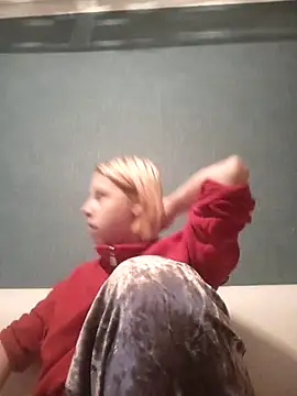 Snapshot of Gussie_Bridie chatting on January 30, 3:19 pm Gussie Bridie online show from January 30, 3:19 pm