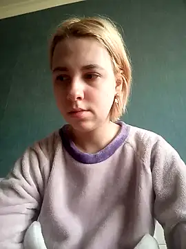 Snapshot of Gussie_Bridie chatting on February 2, 7:20 am Gussie Bridie online show from February 2, 7:20 am