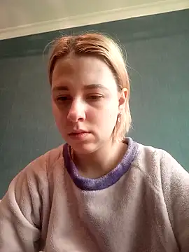 Snapshot of Gussie_Bridie chatting on February 23, 7:55 am Gussie Bridie online show from February 23, 7:55 am