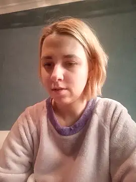 Snapshot of Gussie_Bridie chatting on February 25, 2:00 pm Gussie Bridie online show from February 25, 2:00 pm
