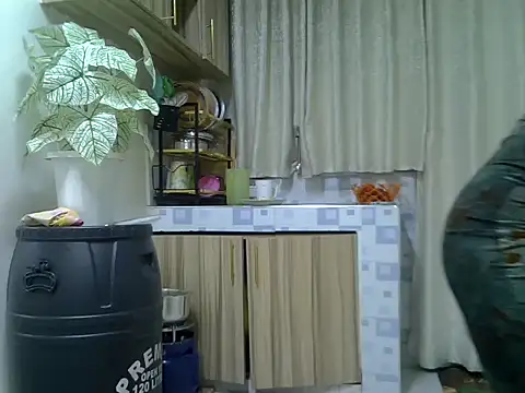 jeyberrie online show from December 13, 9:42 pm