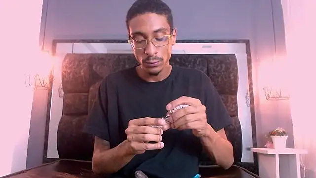 Jose Smoke online show from February 21, 8:51 am