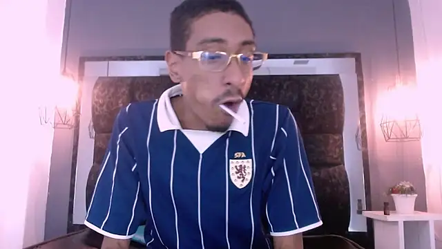 Jose Smoke online show from February 22, 3:34 am