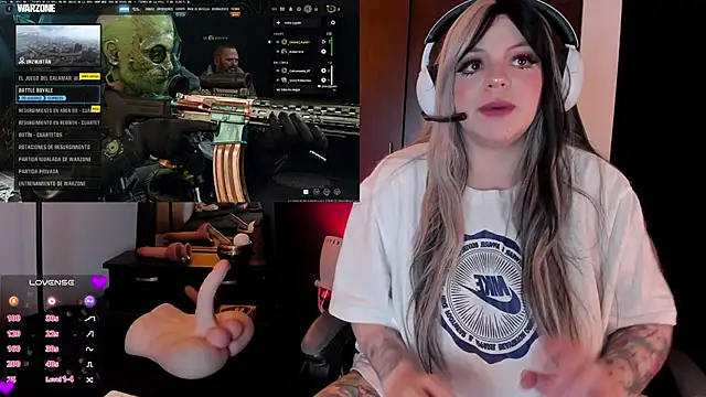 Snapshot of Irinaa_Scarlett chatting on January 13, 2:28 am Irinaa Scarlett online show from January 13, 2:28 am