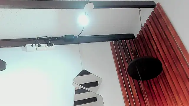 Snapshot of Makonneen chatting on January 9, 11:45 pm Makonneen online show from January 9, 11:45 pm