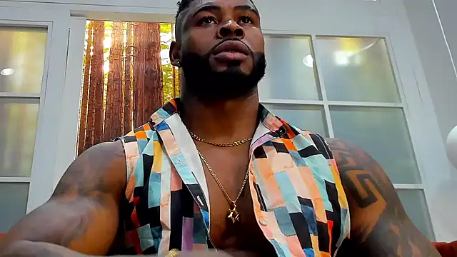 Snapshot of Makonneen chatting on January 23, 5:35 am Makonneen online show from January 23, 5:35 am