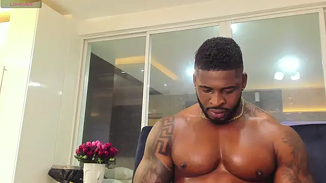 Snapshot of Makonneen chatting on February 26, 2:48 am Makonneen online show from February 26, 2:48 am