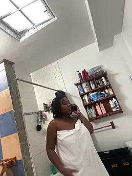 Goddess Nafeesha online show from January 7, 3:47 pm