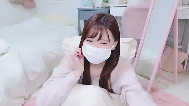 Snapshot of Sayuringo_ chatting on January 7, 4:48 pm Sayuringo online show from January 7, 4:48 pm