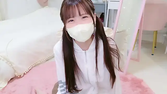 Snapshot of Sayuringo_ chatting on March 22, 7:15 am Sayuringo online show from March 22, 7:15 am