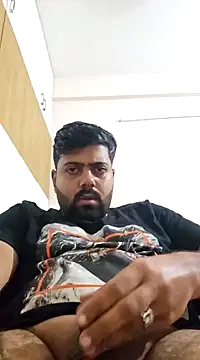 Snapshot of Hornie_small_Dick01 chatting on January 2, 5:50 pm Hornie small Dick01 online show from January 2, 5:50 pm