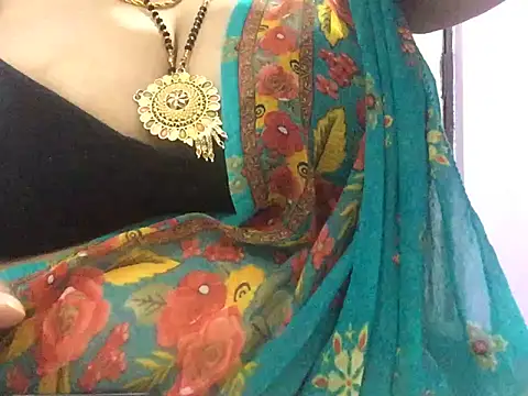 Desi bhabhiii online show from March 5, 8:43 am