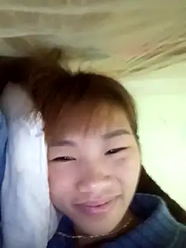 Snapshot of Lonalysexy chatting on February 23, 2:46 pm Lonalysexy online show from February 23, 2:46 pm