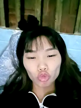 Snapshot of Lonalysexy chatting on November 6, 2:18 pm Lonalysexy online show from November 6, 2:18 pm