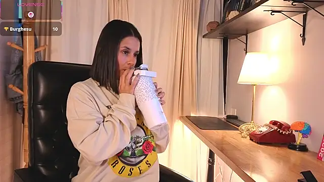 Alice milf  online show from December 5, 11:08 am