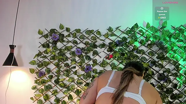 kaia cooper4 online show from January 5, 2:30 pm