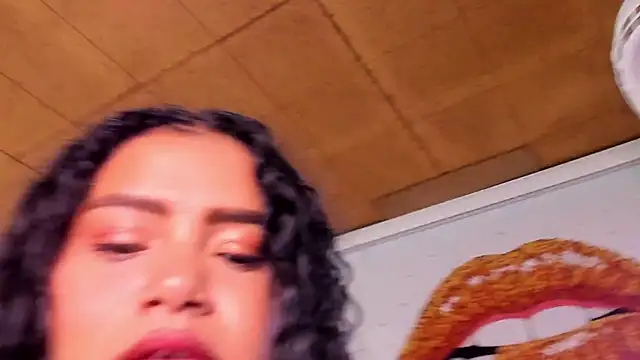 loly marce online show from January 24, 10:19 pm