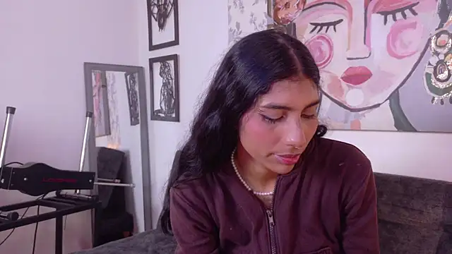 taty miller online show from April 4, 8:39 pm