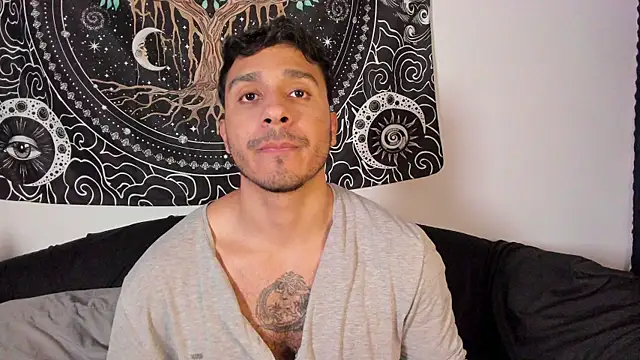 Snapshot of JayMarcos_ chatting on November 14, 10:40 pm JayMarcos online show from November 14, 10:40 pm