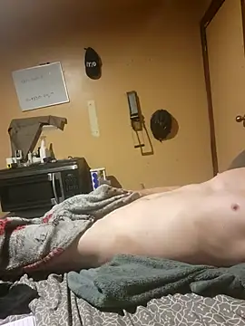 Snapshot of BigDDave6979 chatting on February 28, 7:26 am BigDDave6979 online show from February 28, 7:26 am