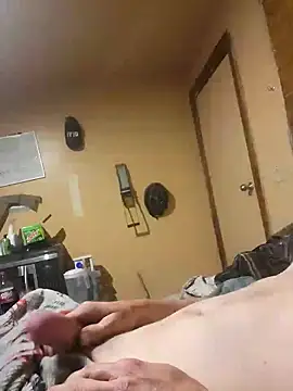 Snapshot of BigDDave6979 chatting on March 1, 11:06 am BigDDave6979 online show from March 1, 11:06 am