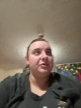 Snapshot of lairarose chatting on November 16, 8:31 am lairarose online show from November 16, 8:31 am