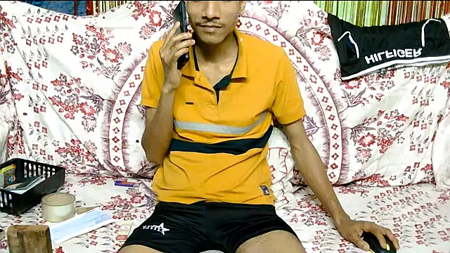 Snapshot of Alex_Suman25 chatting on February 7, 9:47 am Alex Suman25 online show from February 7, 9:47 am