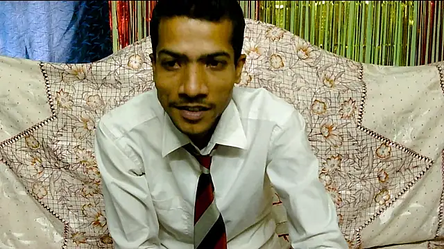 Snapshot of Alex_Suman25 chatting on February 13, 8:06 am Alex Suman25 online show from February 13, 8:06 am