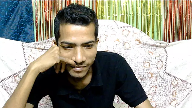 Snapshot of Alex_Suman25 chatting on February 15, 10:11 am Alex Suman25 online show from February 15, 10:11 am