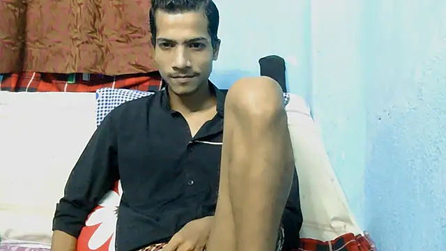 Snapshot of Alex_Suman25 chatting on September 15, 6:41 pm Alex Suman25 online show from September 15, 6:41 pm