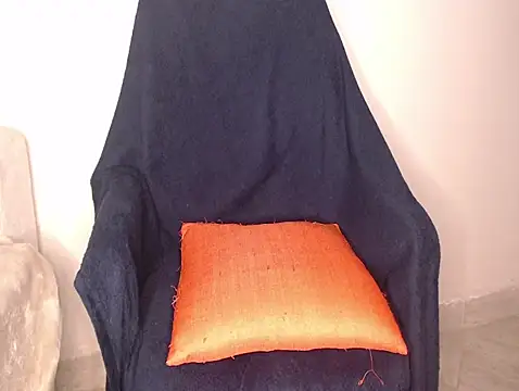 Snapshot of Mamii_water chatting on February 5, 12:49 pm Mamii water online show from February 5, 12:49 pm