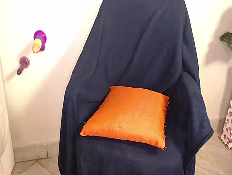 Snapshot of Mamii_water chatting on March 7, 7:41 am Mamii water online show from March 7, 7:41 am